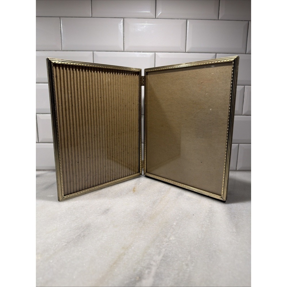 VINTAGE Metal Frame TWO PHOTO BI-FOLD HINGED GOLD‎ TONE 8x10